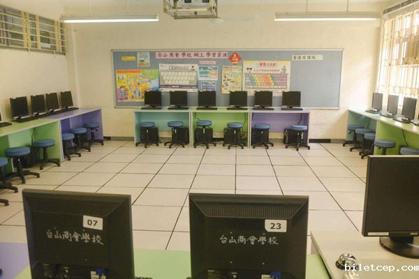 学校华体汇体育官网入口appAPP下载 学校华体汇体育官网入口appAPP下载