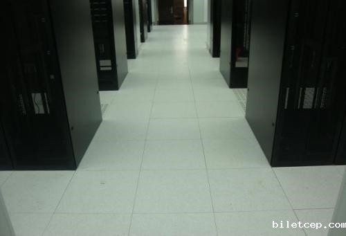 如何解决因物品超重而无法放置在地板上