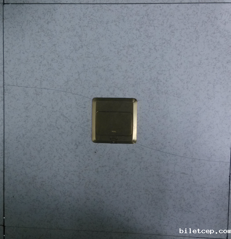 机房华体汇体育官网入口appAPP下载的贴面容易开裂起壳的原因