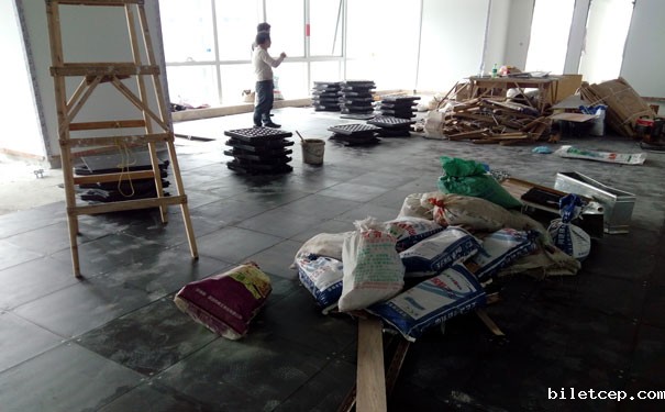 OA网络地板安装